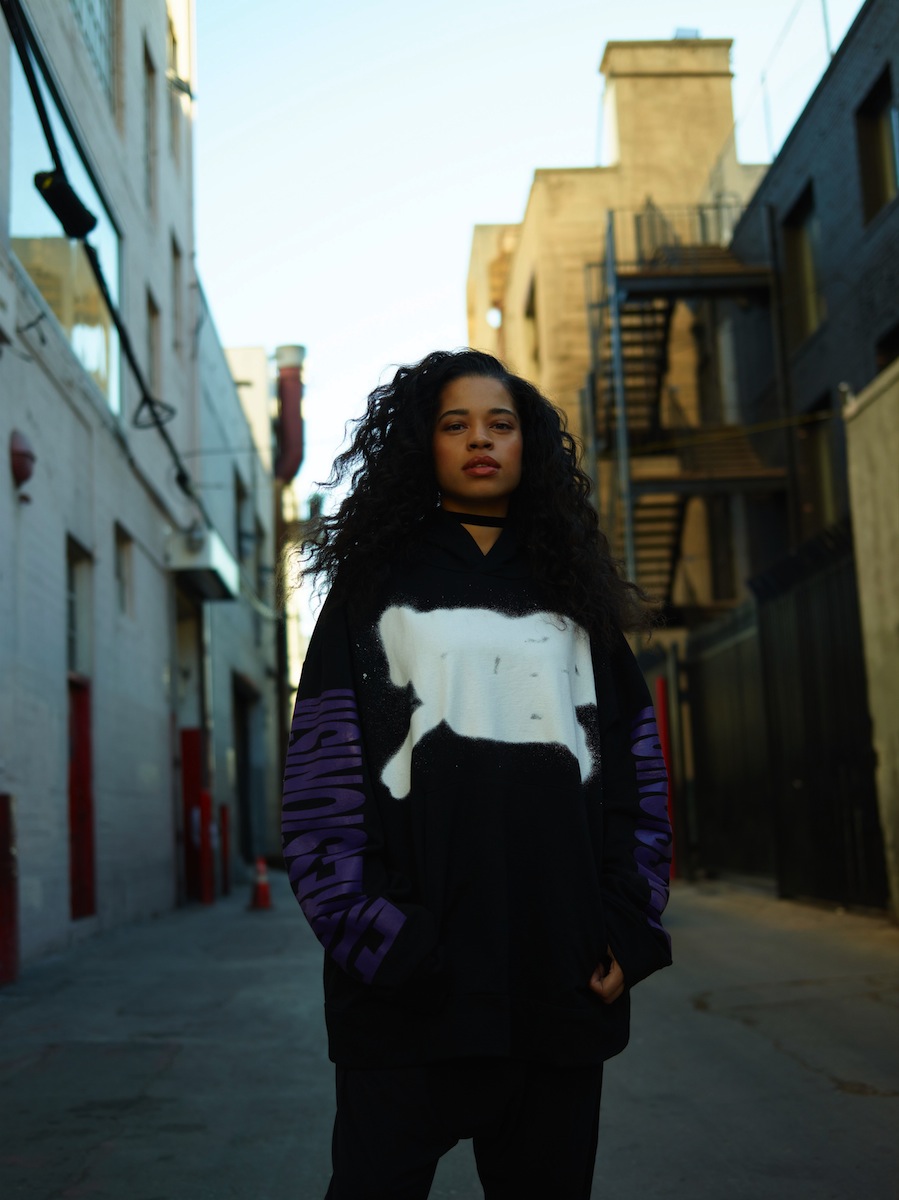 pedestal ella mai ella mai wallpaper bing images pedestal ella mai ella mai wallpaper bing images