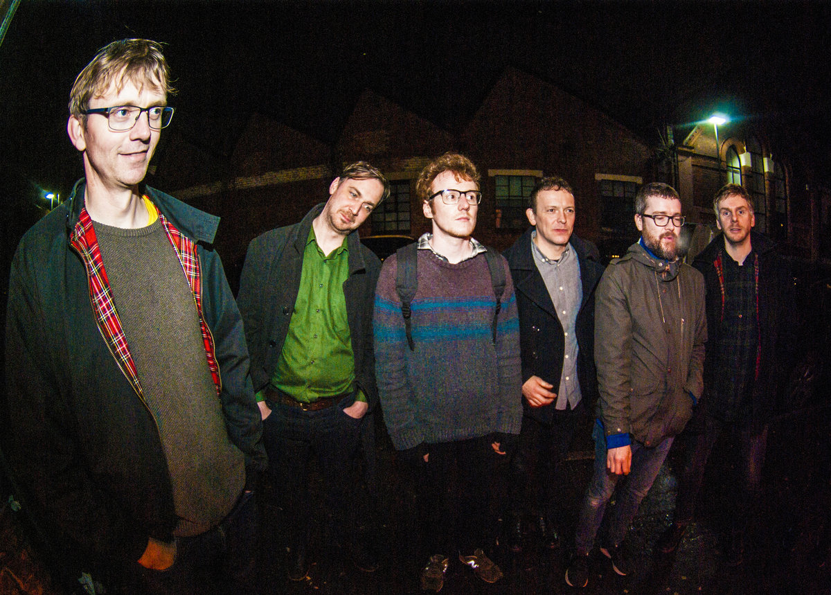 Premiere: Hey Colossus - 'It's A Low'