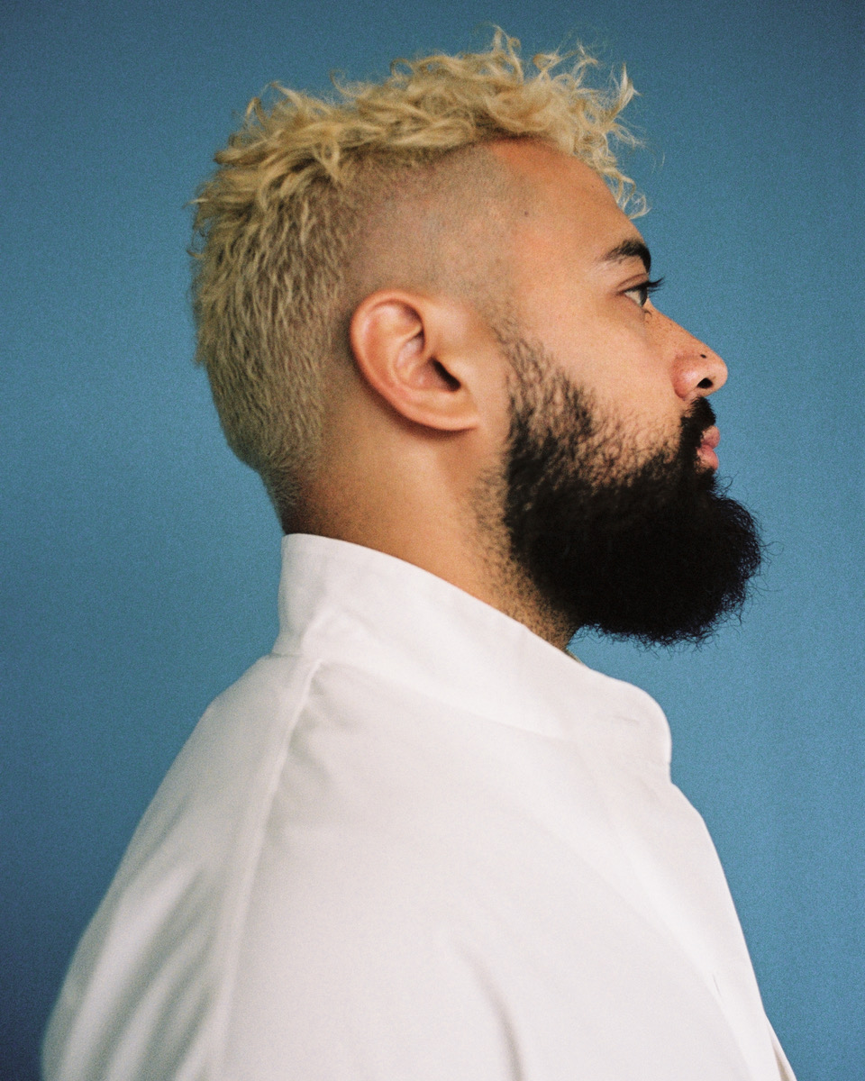 Watch Noah Slee Tease Through This Coy Acoustic Version Of 'Soulflower'