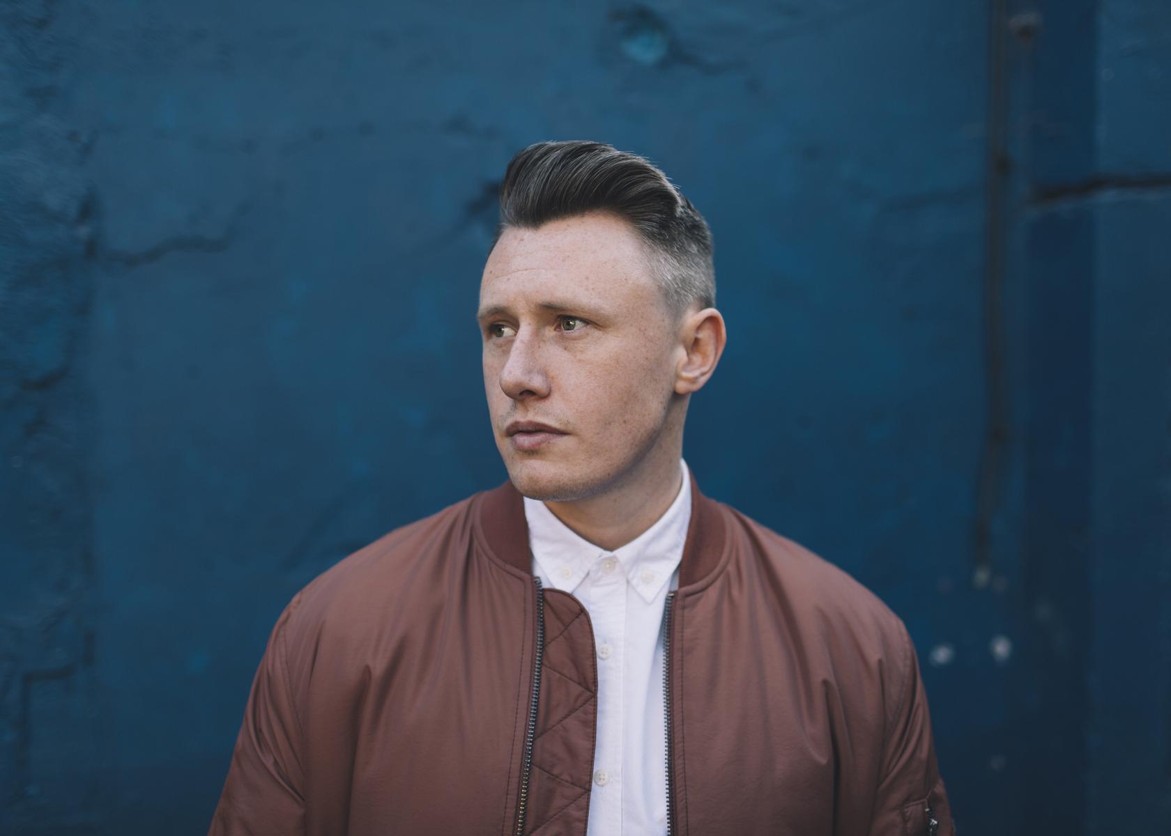 Premiere: Louis Baker - 'Open'