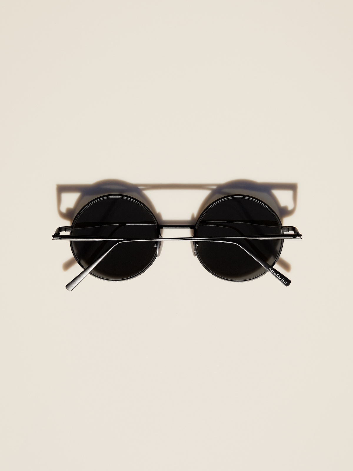 What Kind Of Nut Has A Hole >> Acne Studios Eyewear Spring/Summer '17 | Fashion | Clash ... What Kind Of Nut Has A Hole >> Acne Studios Eyewear Spring/Summer '17 | Fashion | Clash ...