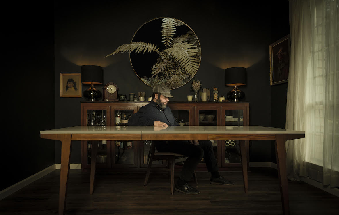 Black Angels' Alex Maas Shares Solo Cut 'Been Struggling'