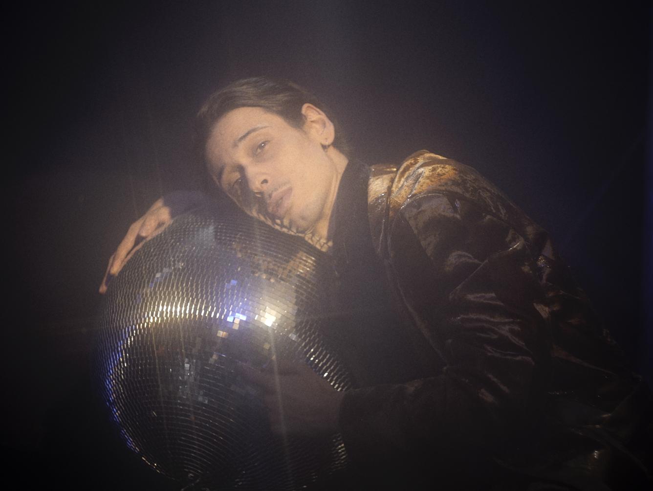 Next Wave #951: Alien Tango