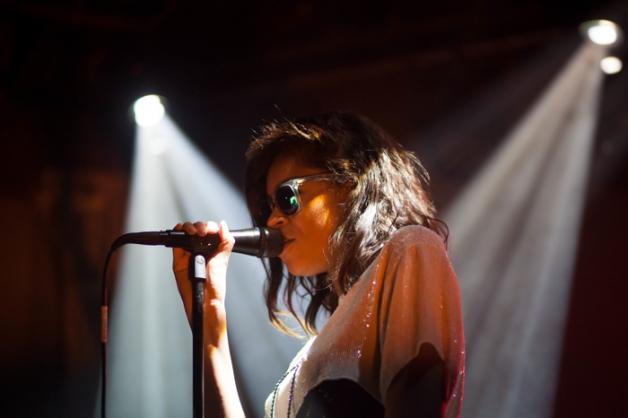 alunageorge live gallery xoyo london features alunageorge live gallery xoyo london features