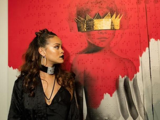 Watch Rihanna's Speech As She Picks Up The President's Award