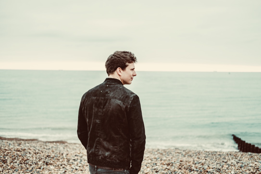 Premiere: Ben McKelvey - 'Wild Child'