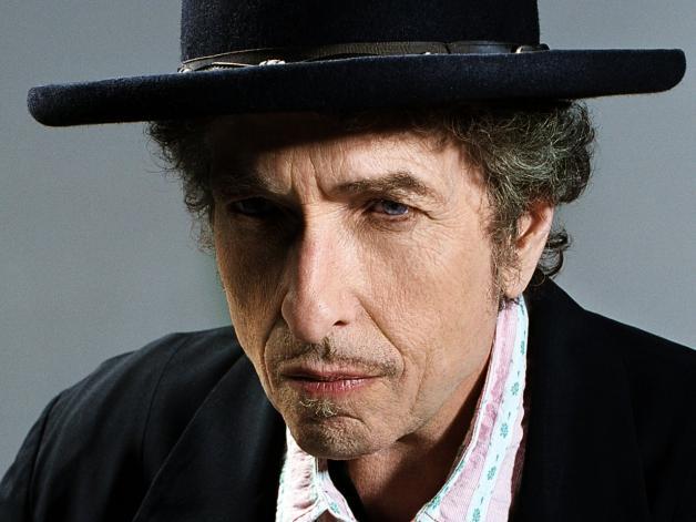 Here Are Neil Young, Bob Dylan Hyde Park Stage Times