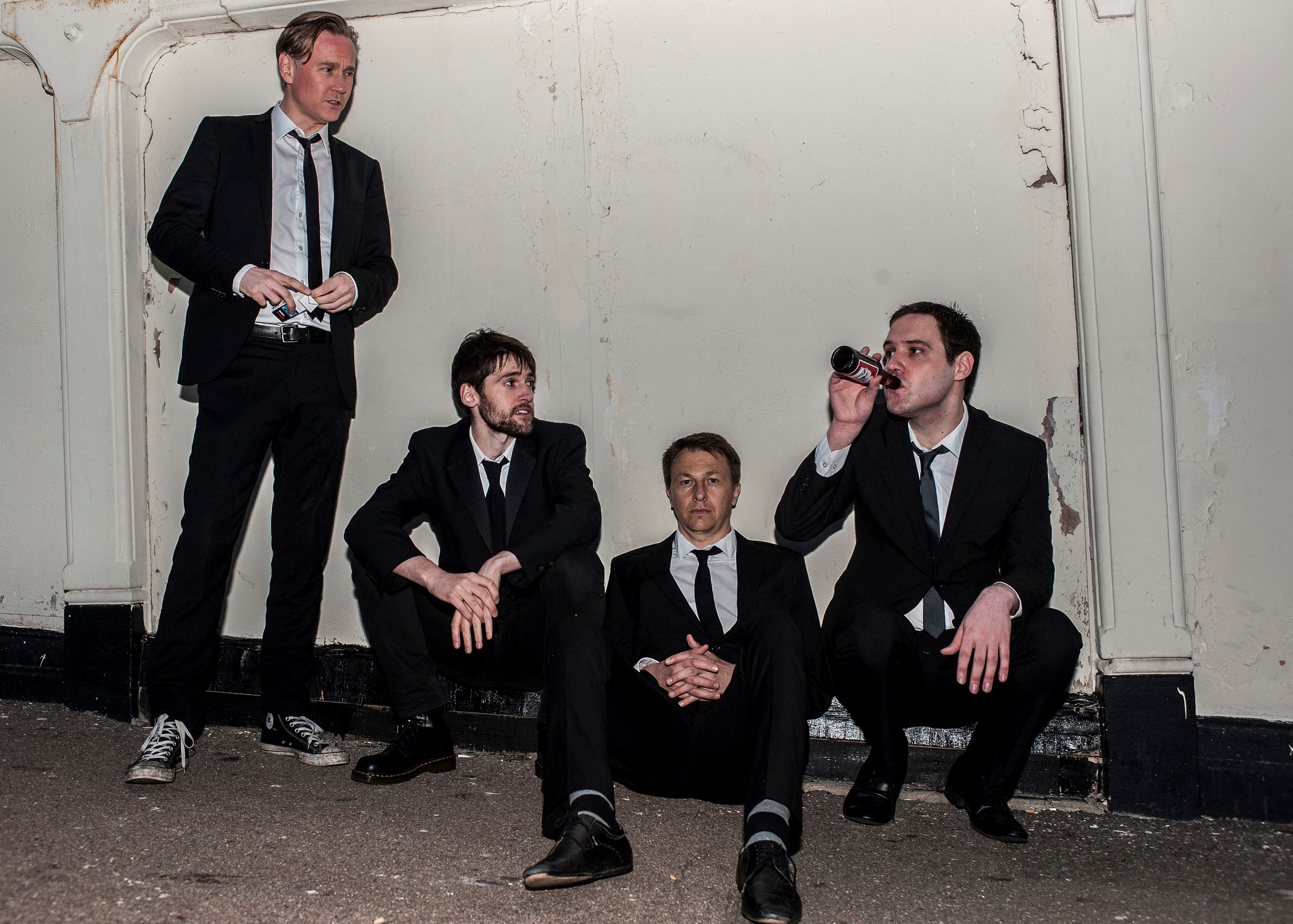 Eight Rounds Rapid Share Blistering 'Onesie' Video