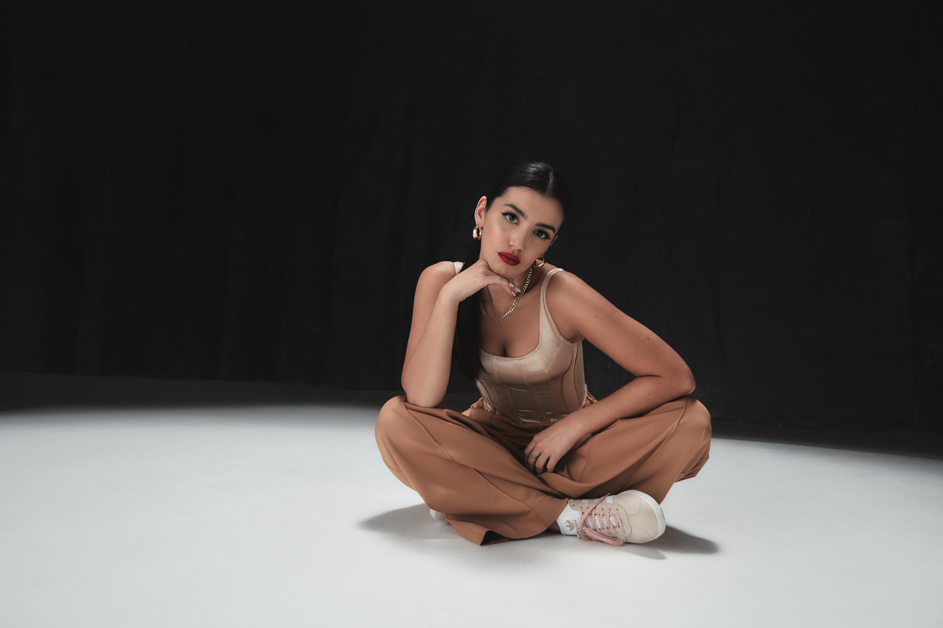 GRACEY Breaks Down New EP 'The Art Of Closure'