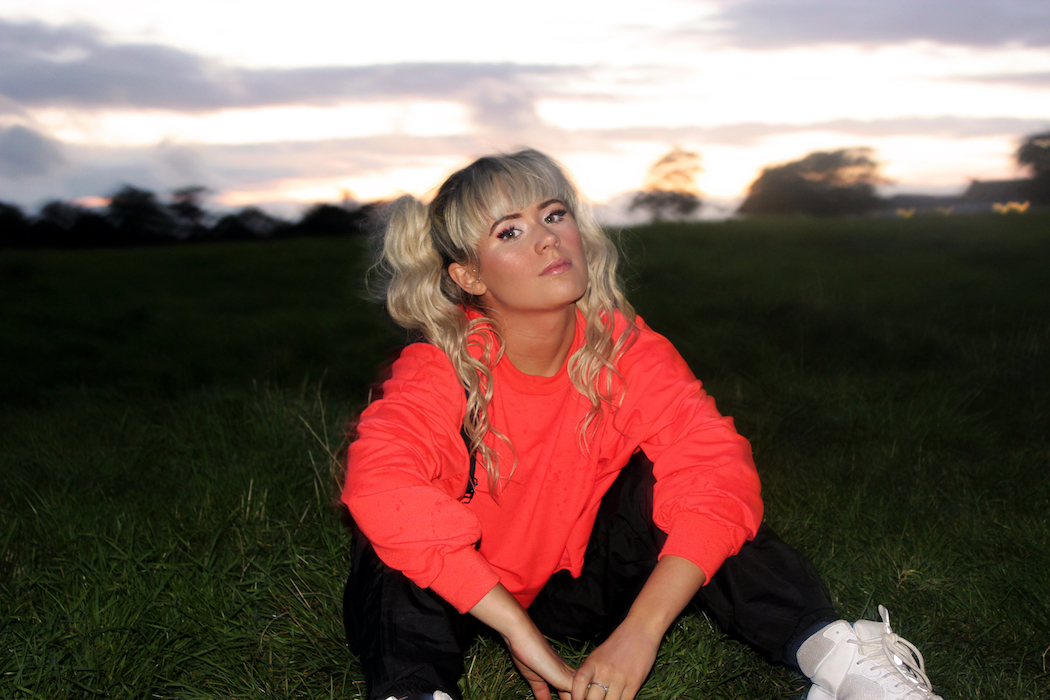 HANA2K Showcases Her Potential With 'Daydreaming'