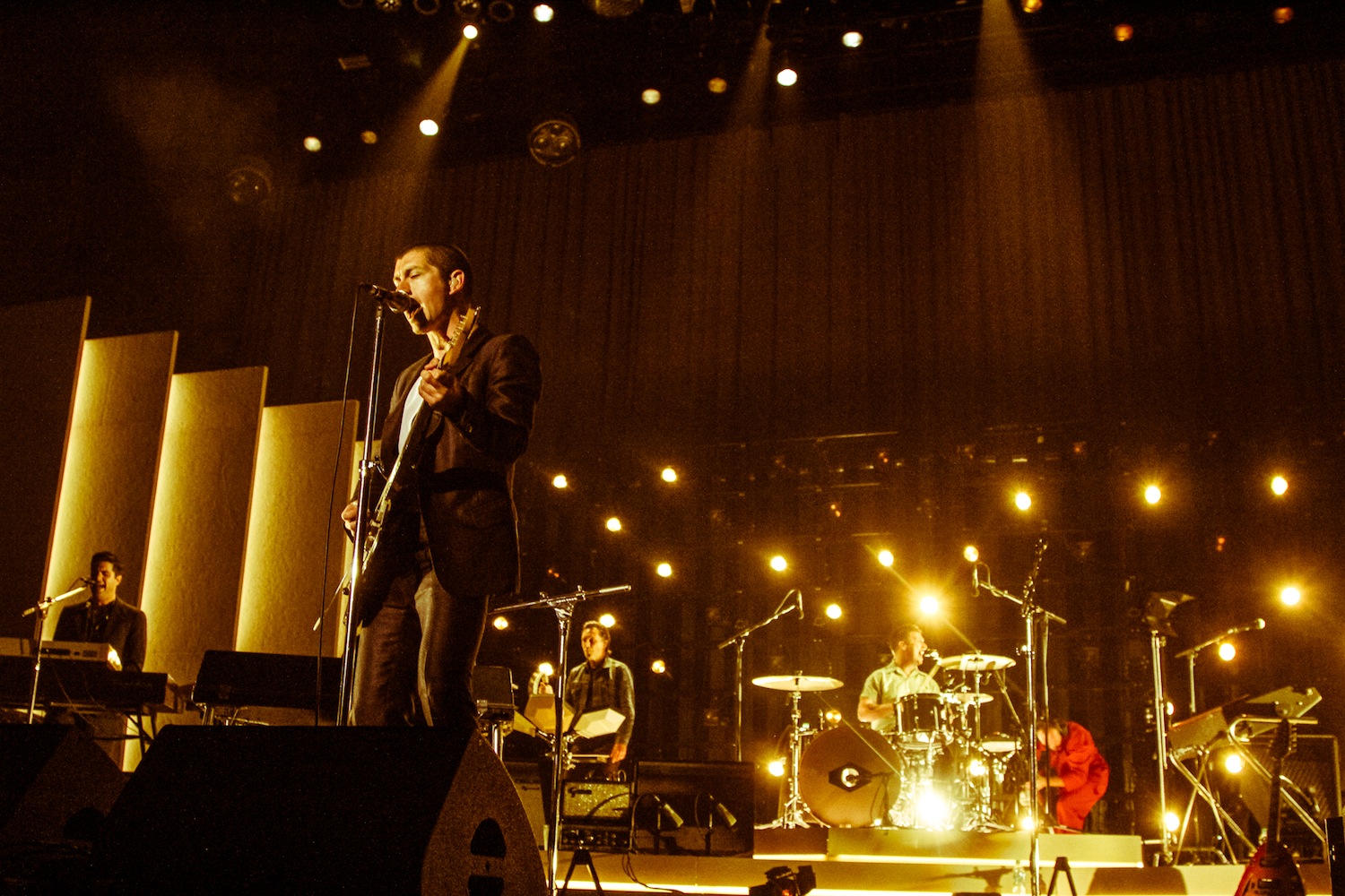 Arctic Monkeys (Credit: Lauren McDermott) Arctic Monkeys (Credit: Lauren McDermott)
