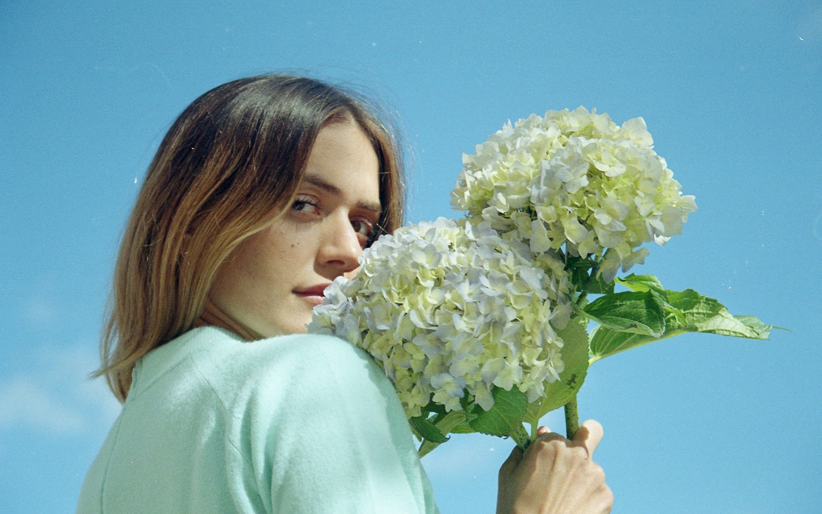 Imogen Mahdavi's 'Doormat Darling' Is A Sumptuous Piece Of Confessional Pop