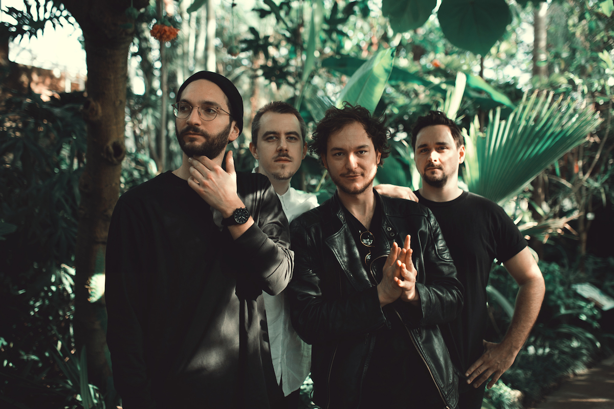 Listen: KYTES - 'Runaway'