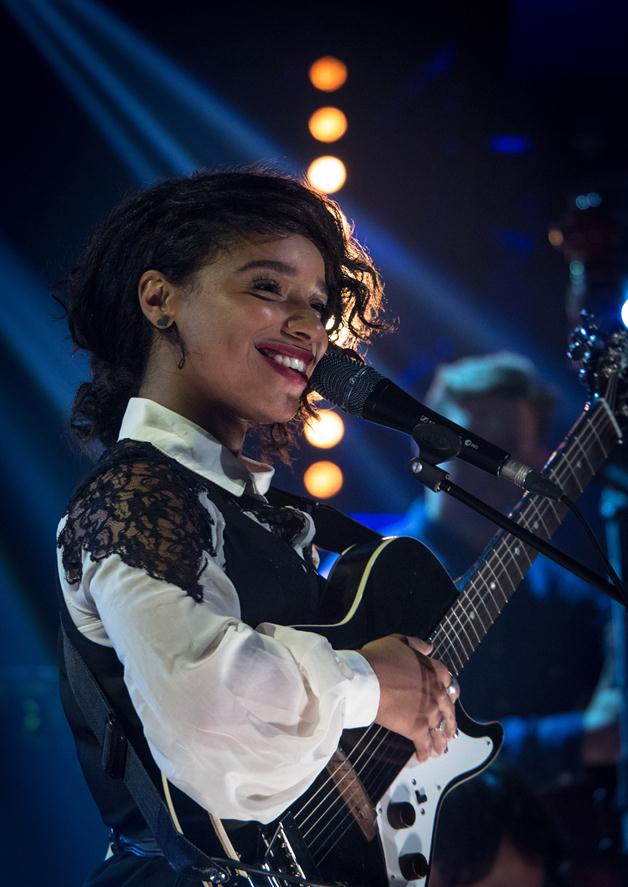 Field Music Lianne La Havas Jessie Ware Live Gallery Features field-music-lianne-la-havas-jessie-ware-live-gallery-features