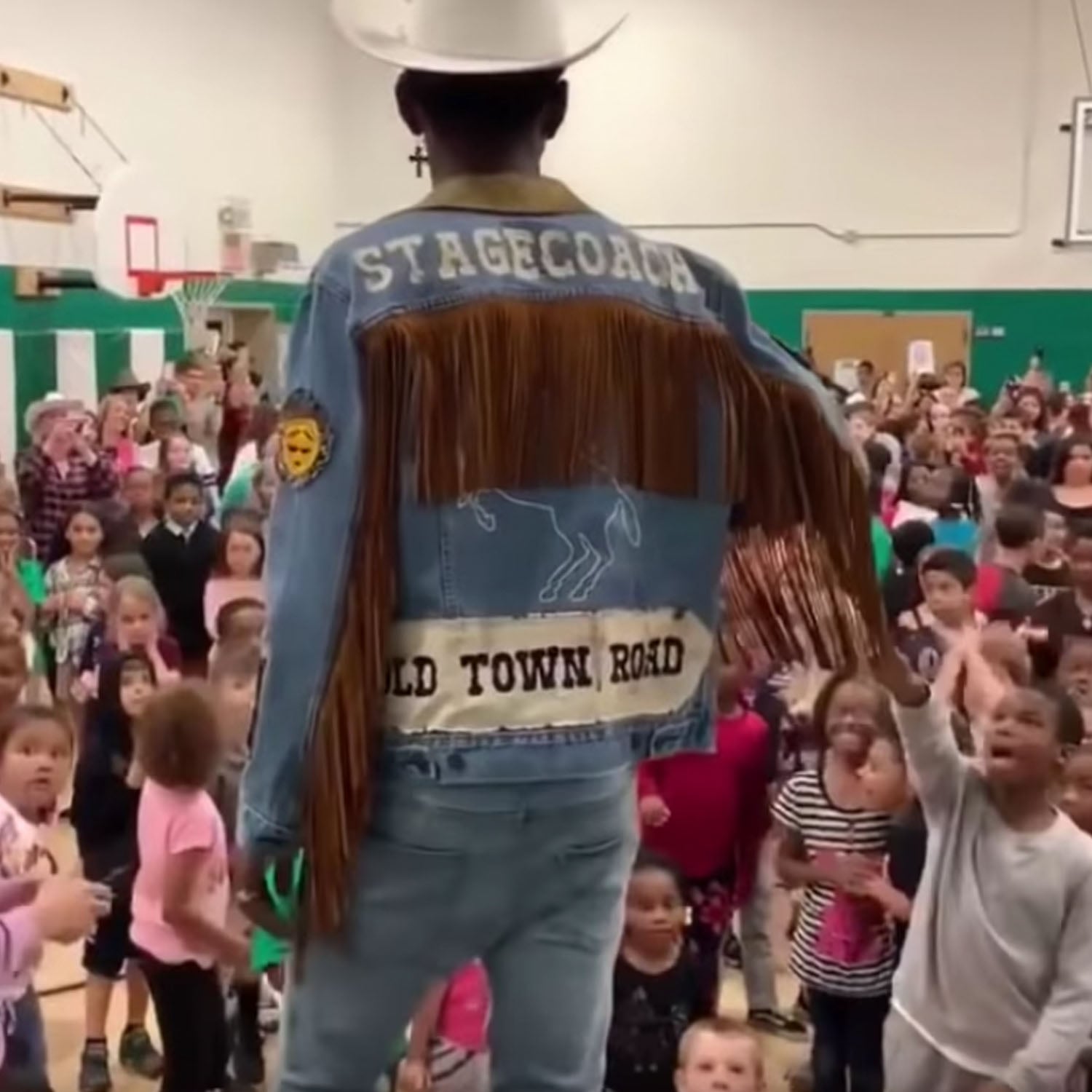 Watch Lil Nas X Play An Elementary School