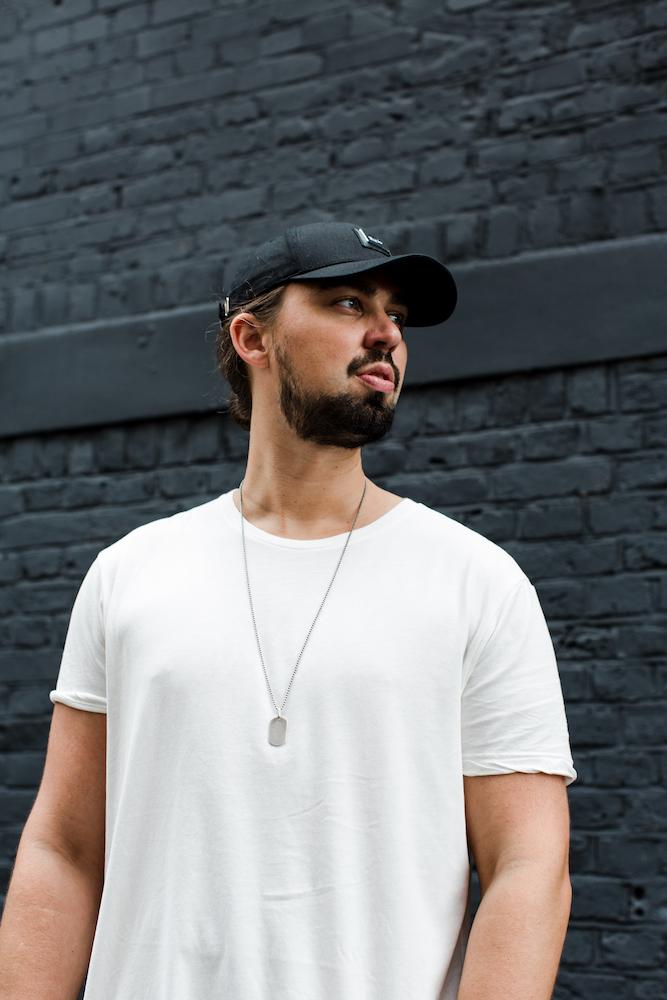 Premiere: Sonny Fodera ft. Sinead Harnett - 'Into You'