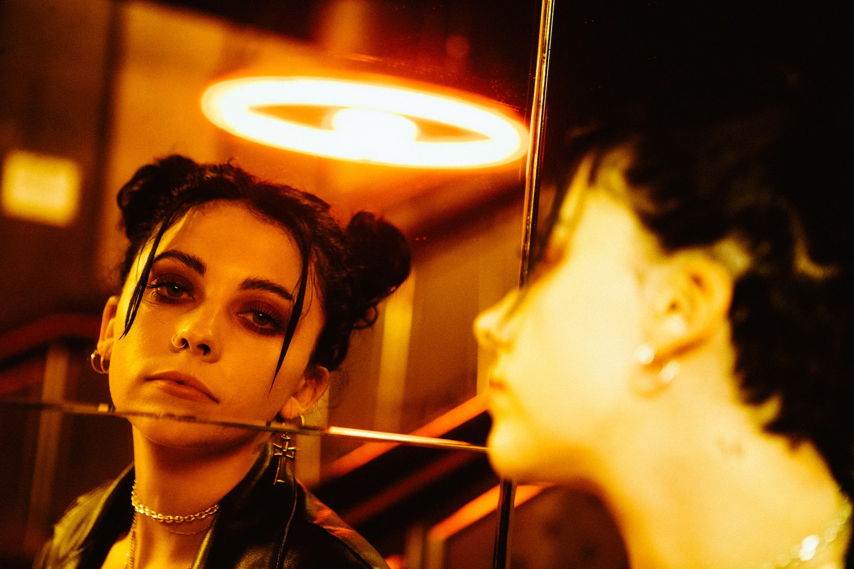 Lawrence Rothman Combines With Pale Waves On 'SkinDeepSkyHighHeartWide'