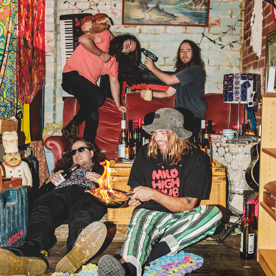 Psychedelic Porn Crumpets Share New Single 'Mundungus'