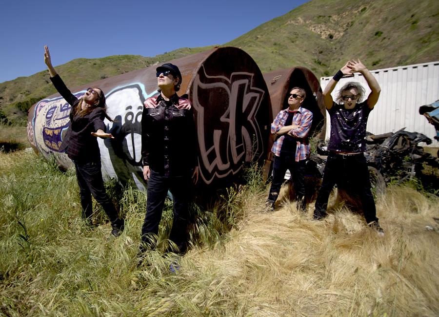 Redd Kross Share New Video For 'Beyond The Door'