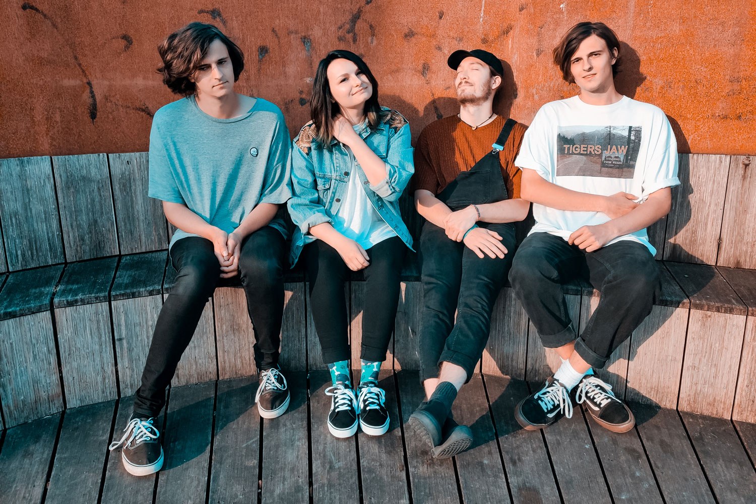 Snow Coats Share Full Video For Cute New Indie Jammer 'Pool Girl'
