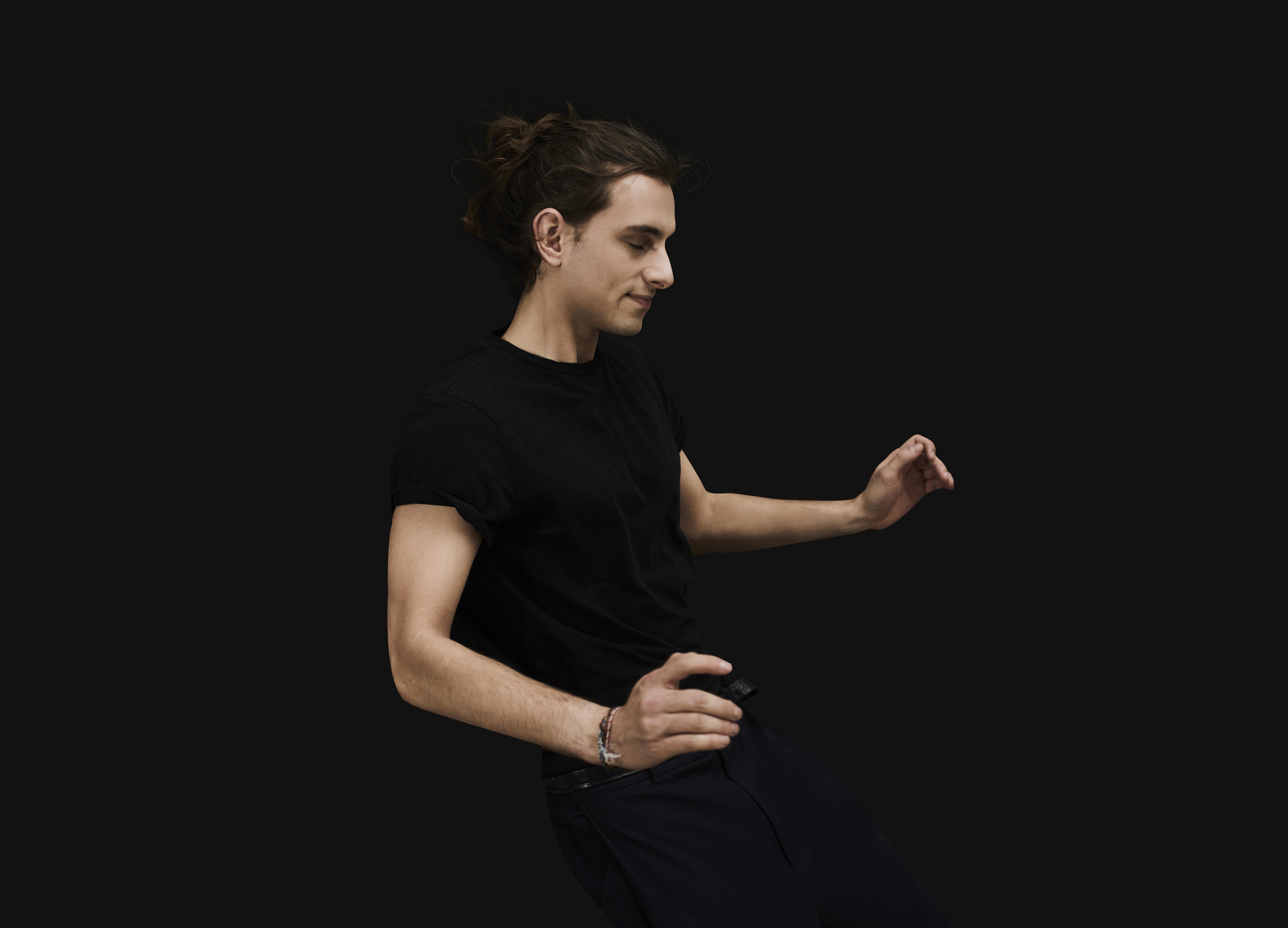 Polish Composer Wojtek Explores Space On New Track 'Golden'