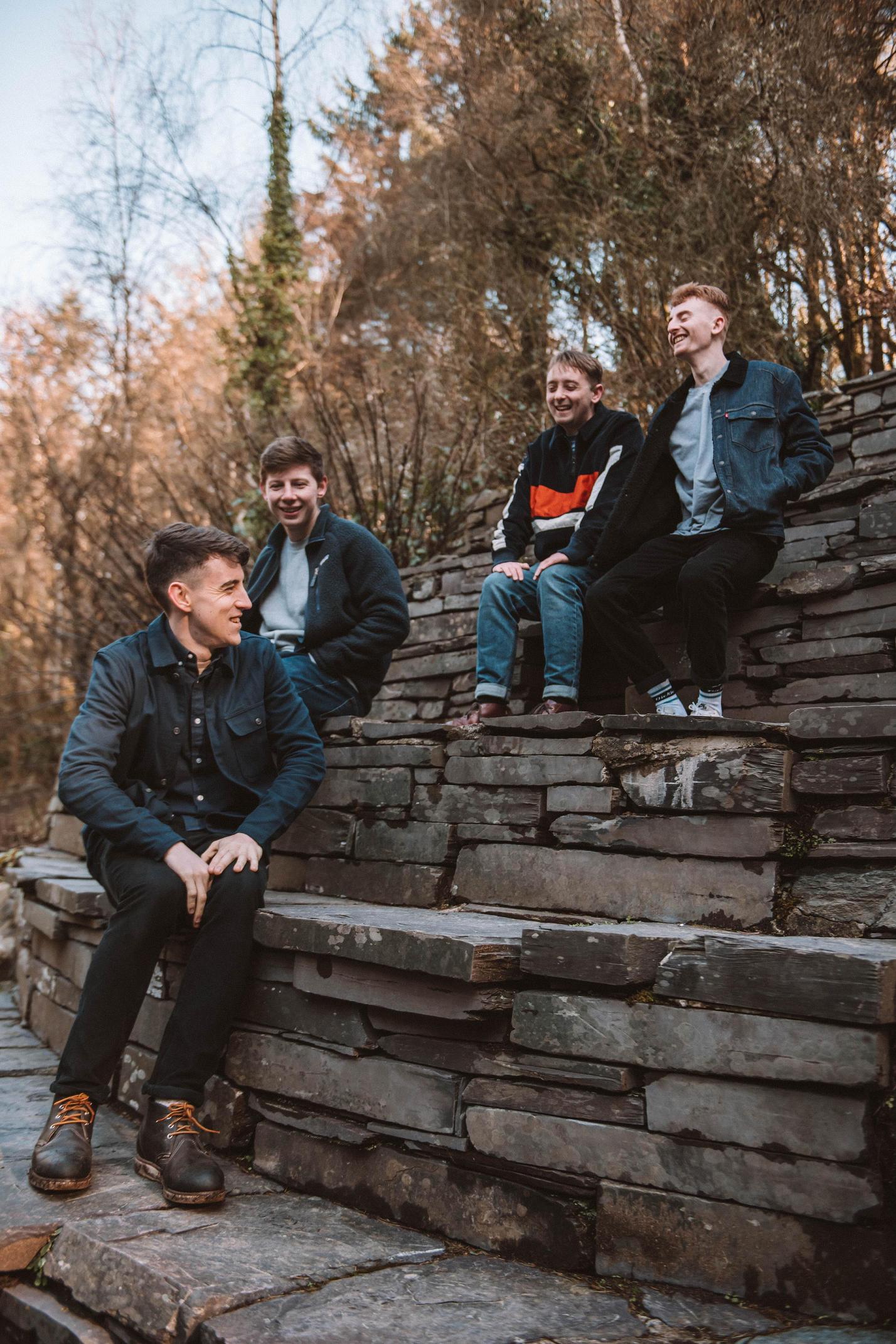 Yr Eira's 'Middle Of Nowhere' Is A Fizzing Pop Wonder