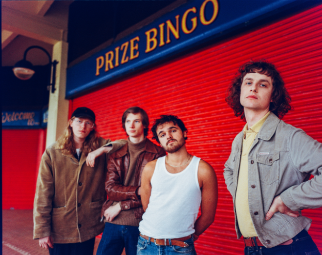 Listen: Buzzard Buzzard Buzzard - '30,000 Megabucks'