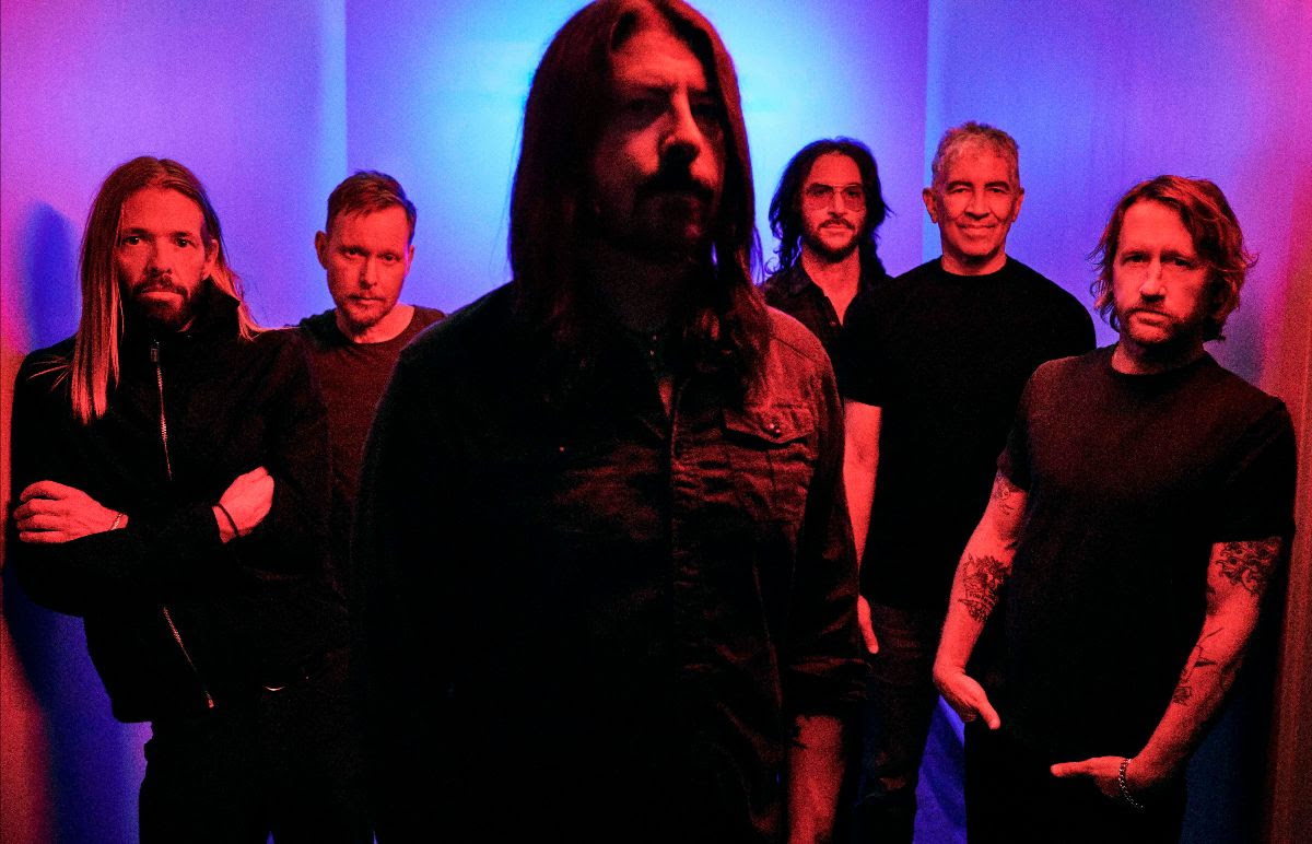 Foo Fighters To Launch Their Own Radio Station