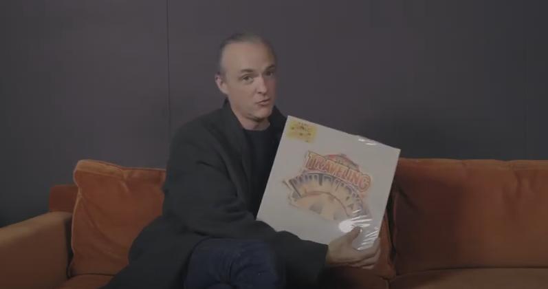 Watch Travis Frontman Fran Healy Dip Into The Record Crates