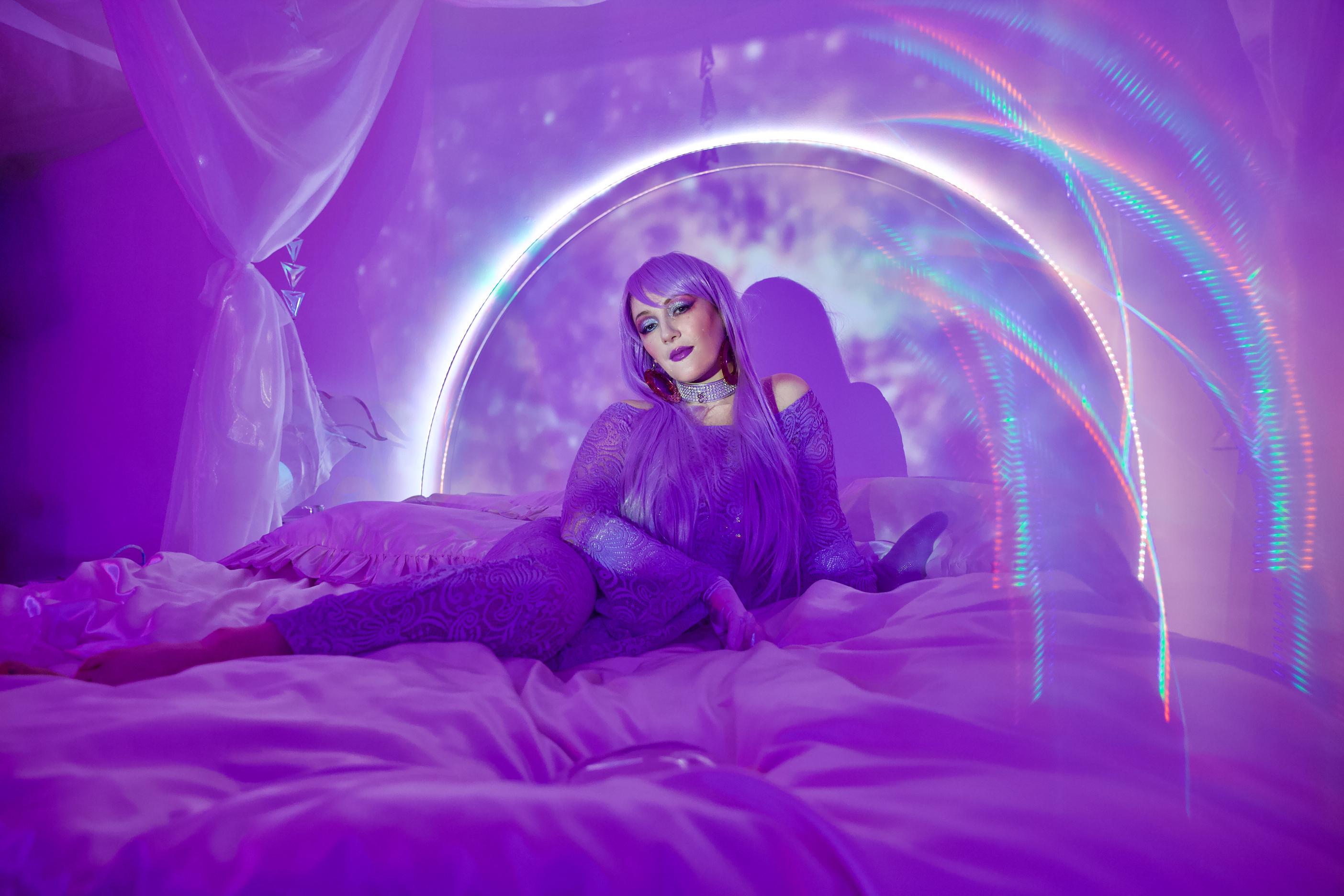 Elisabeth Elektra Returns With 'I Am The Love'