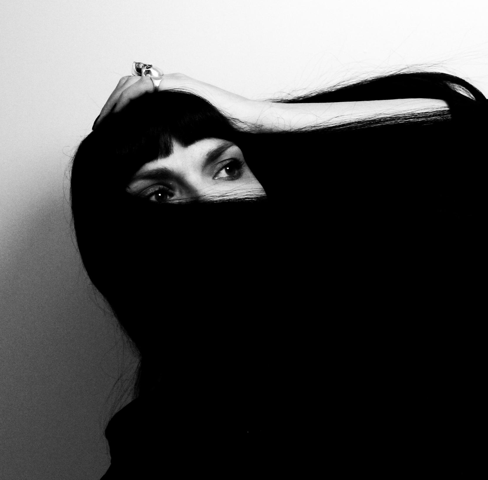 A.A. Williams - Forever Blue