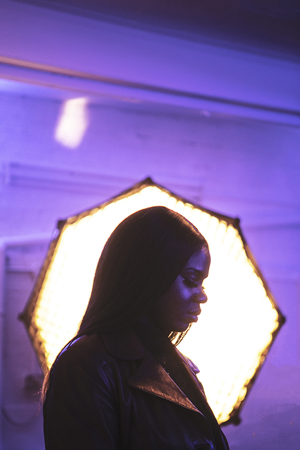 Enny Shines In New 'Same Old' Video