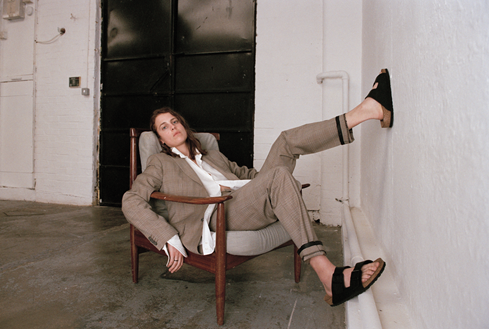 Listen: Marika Hackman - 'the one'