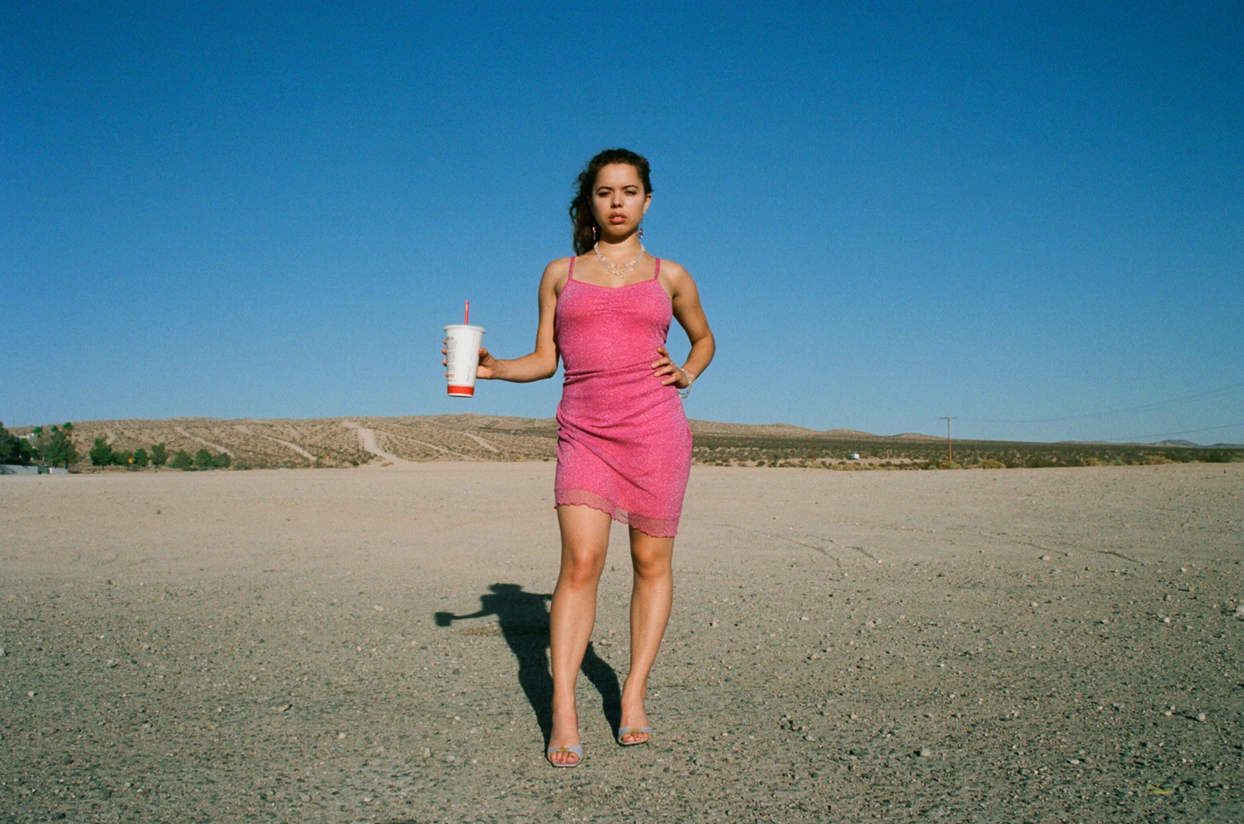 Nilüfer Yanya, Martha Hill For Special ReBalance Event