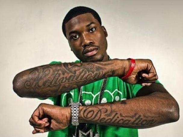 Nicki Minaj And Meek Mill Trade Blows