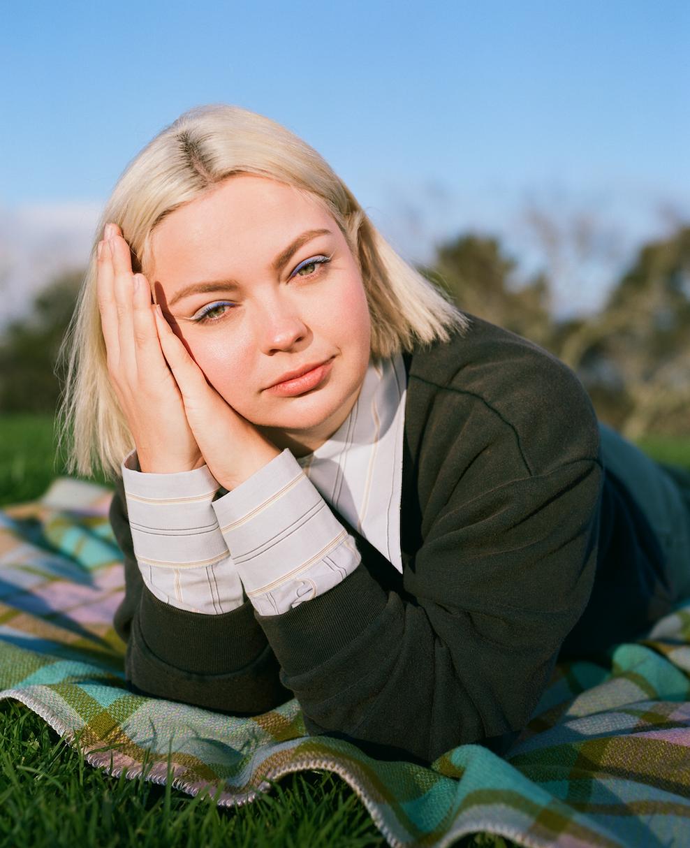 Alt-Pop Riser Navvy Shares 'Somebody Else' Video