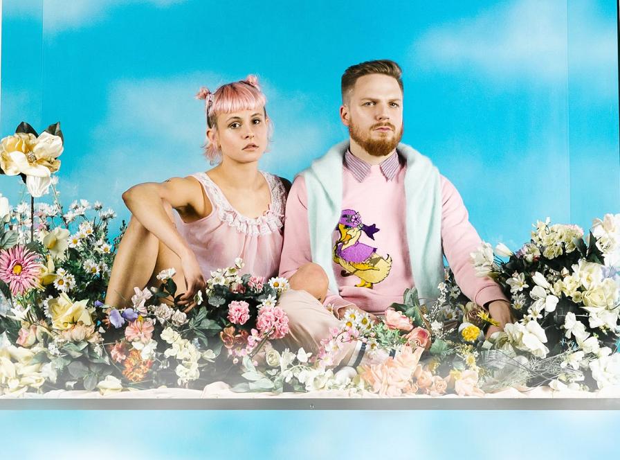 Hamburg Art-Pop Duo shi offline Share New Single 'God Is A Witch'