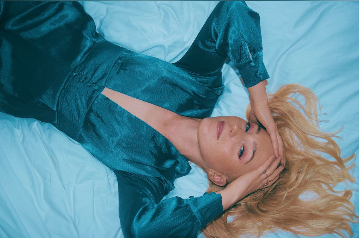 Listen: SKIA - 'Pocket'