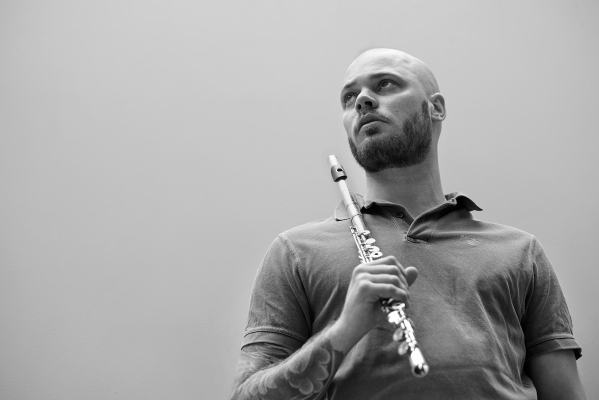 Tenderlonious Pursues Electronics With 'Hard Rain'
