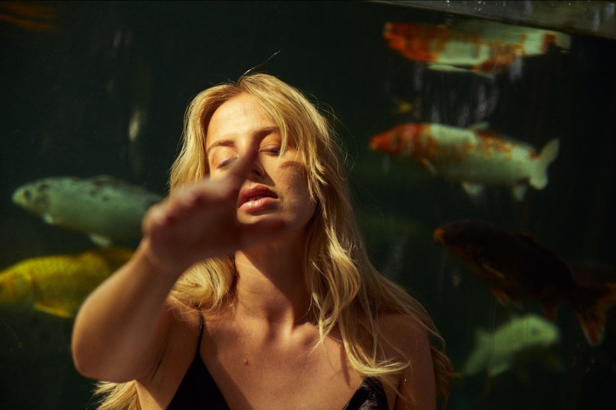 JÁNA Shares Magical Little Dragon Team Up 'Buds'