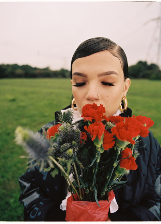 Lola Young Shares Intimate '3rd Of Jan (Getting Ready)' Video