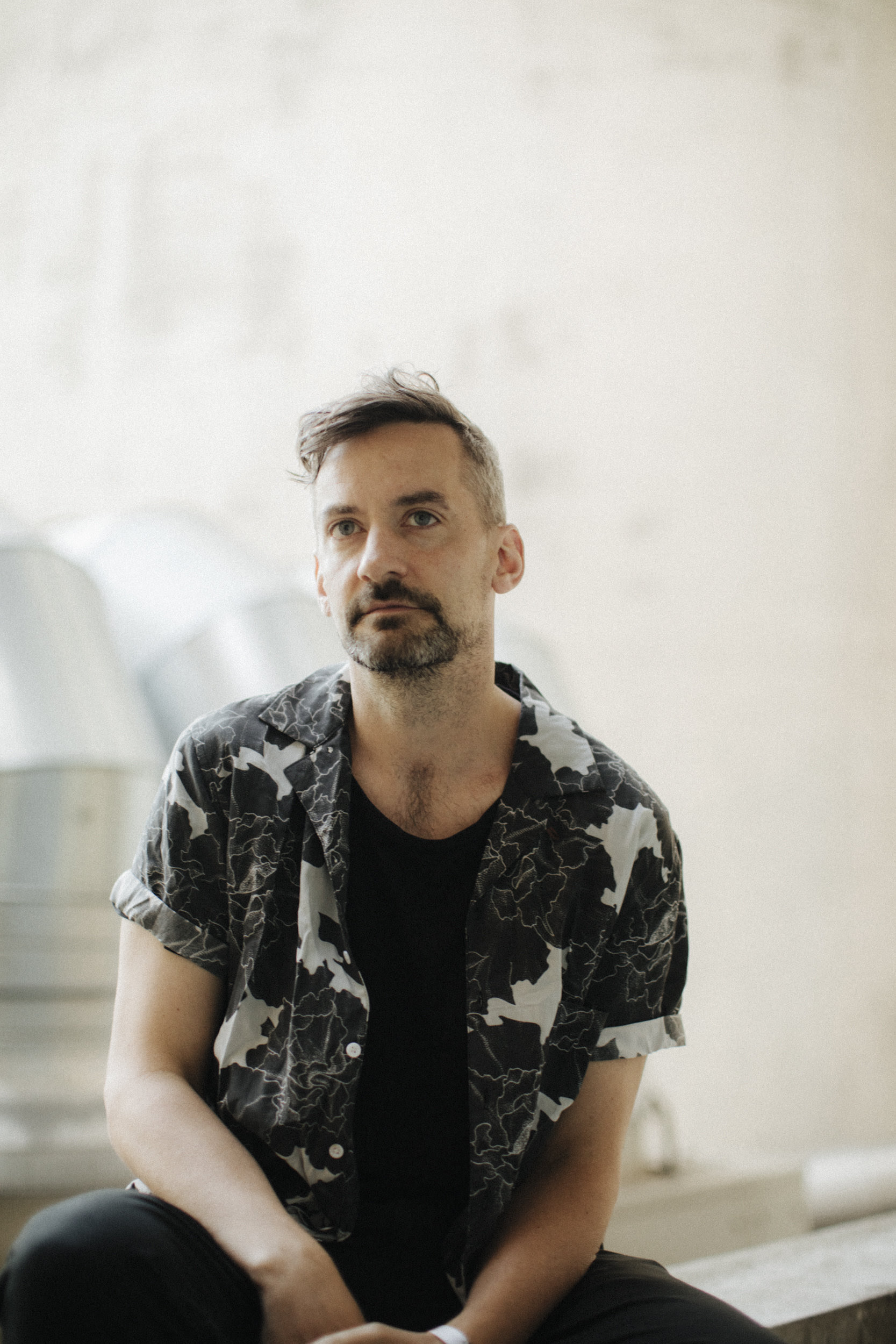 Bonobo Shares Gorgeous New Single 'Linked'
