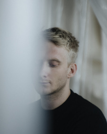 Seb Wildblood Introduces New Album 'sketches of transition'