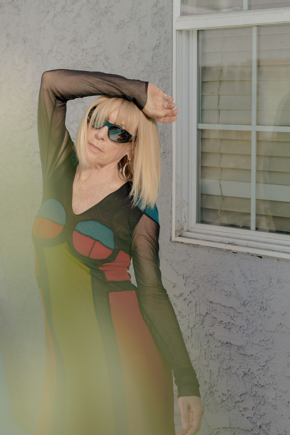 Kim Gordon Shares 'Earthquake' Video