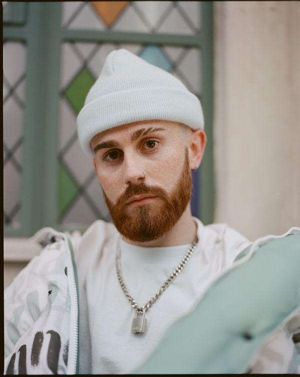 Listen: Sam Tompkins - 'Not So Grey'