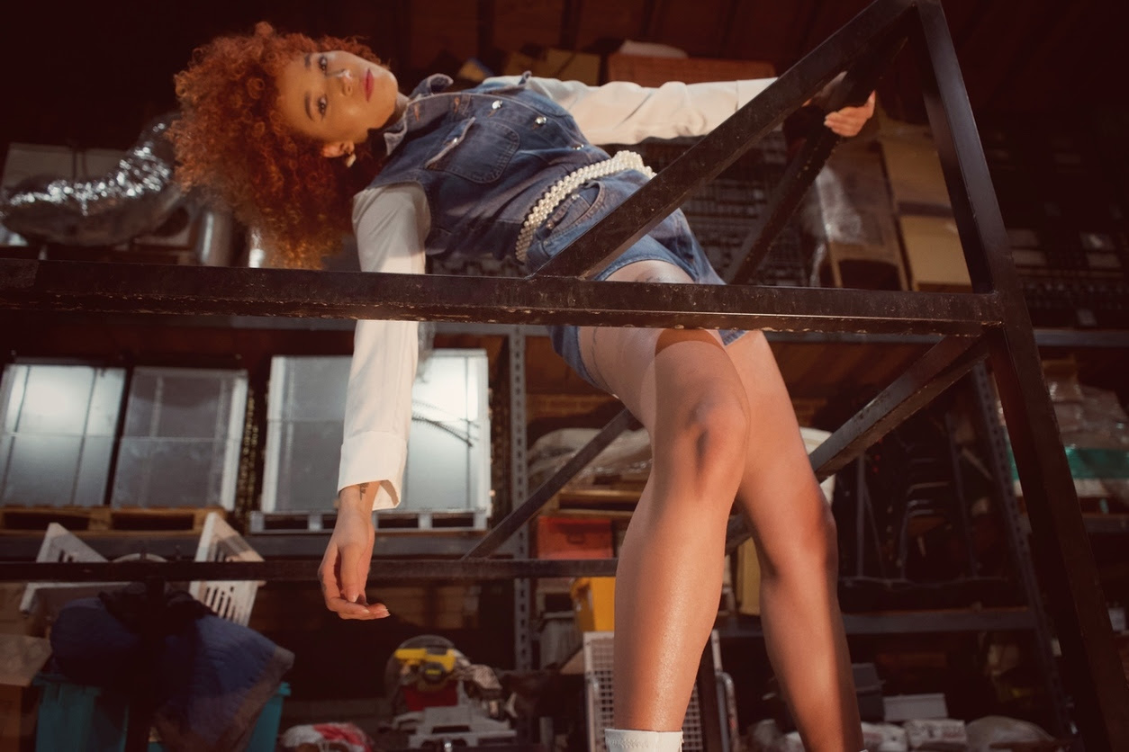 queen mars Glides Back With 'YOU'