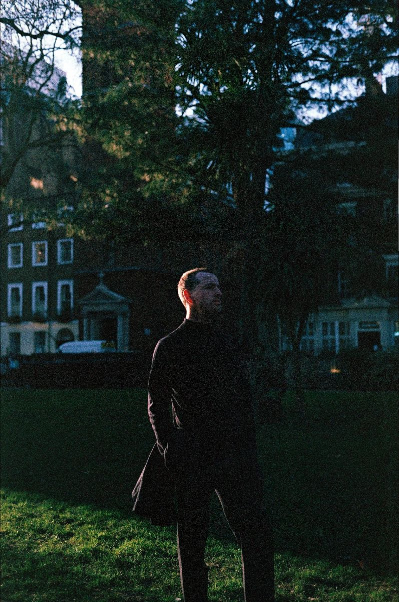 Stephen Fretwell Returns With 'Oval'